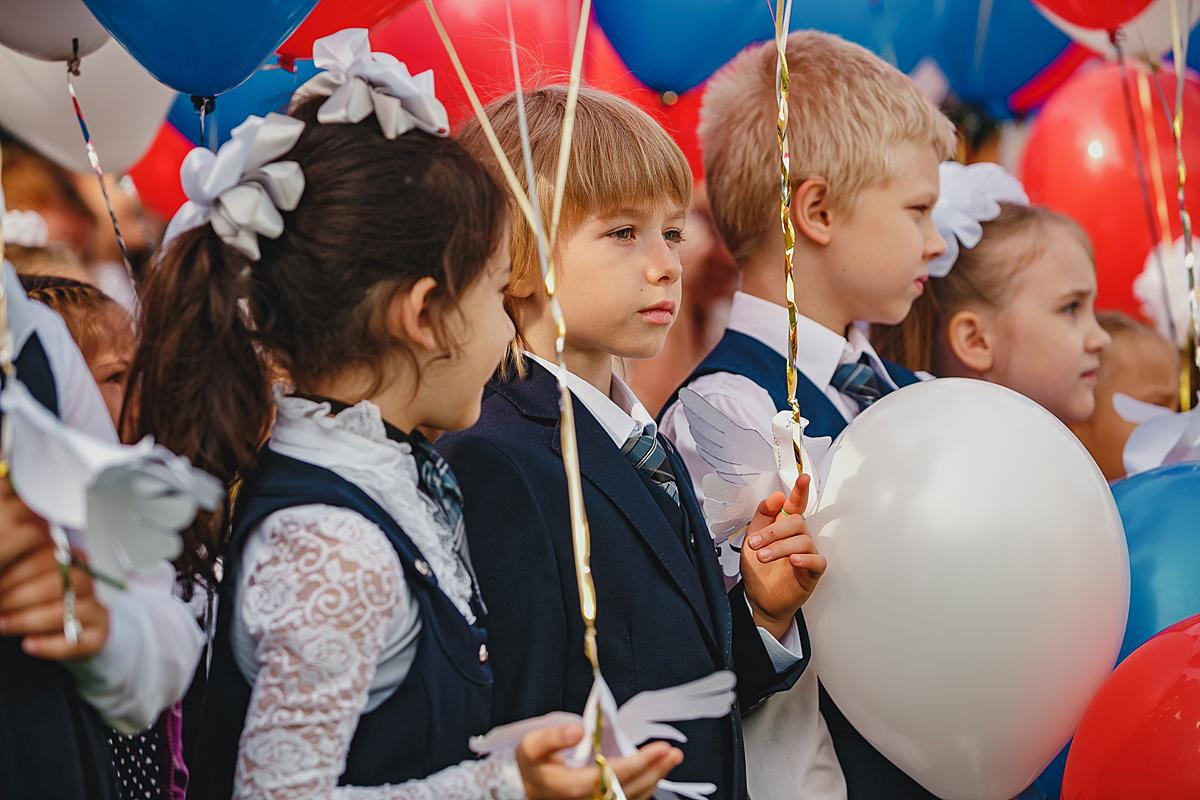 KidsFoto.ru школьные выпускные альбомы в Москве и Подмосковье