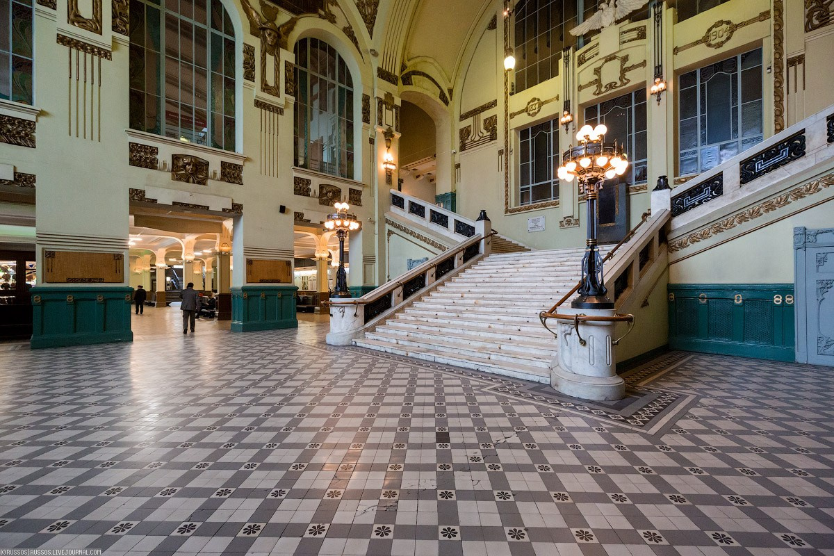 Локации для свадебной фотосессии в Санкт-Петербурге в плохую погоду. Свадебный и портретный фотограф в Санкт-Петербурге Анна Демьянова