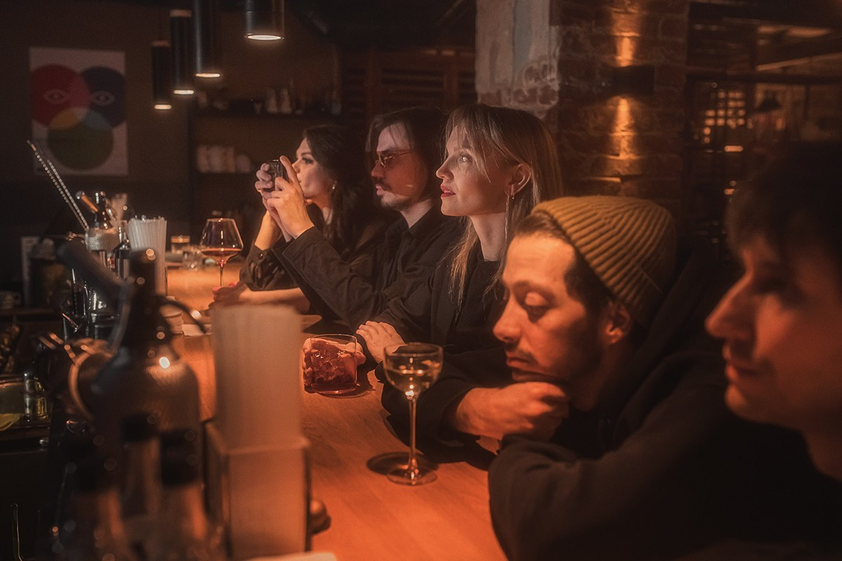 Премьера спектакля «О чем молчит бар» пермского театра «Дом Актера». Журнал о самом особенном. Пермь и Пермский край