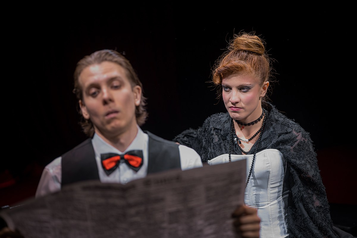 В театре «Дом Актера» состоялась премьера спектакля «Слухи» режиссера Алисы Девятовой. Журнал о самом особенном. Пермь и Пермский край