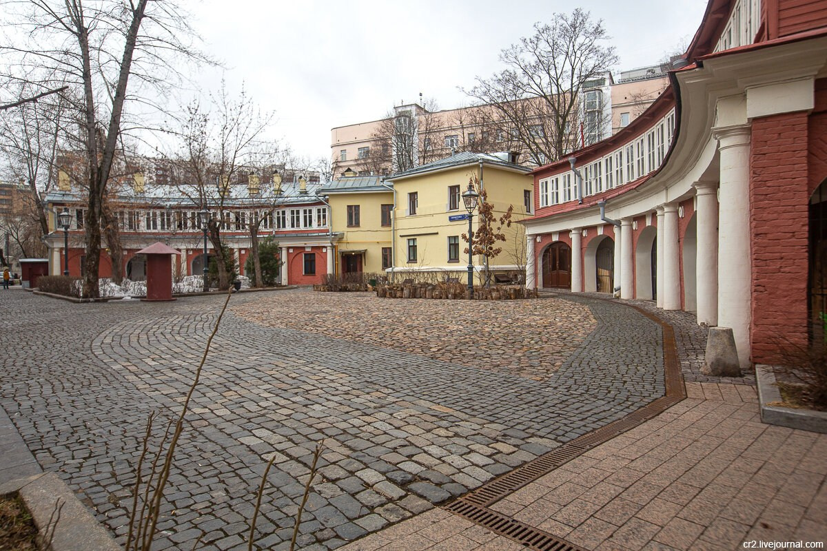 Секретные дворики Москвы. Фото Радости. Свадебный и семейный фотограф в Москве Юлия Самойлова