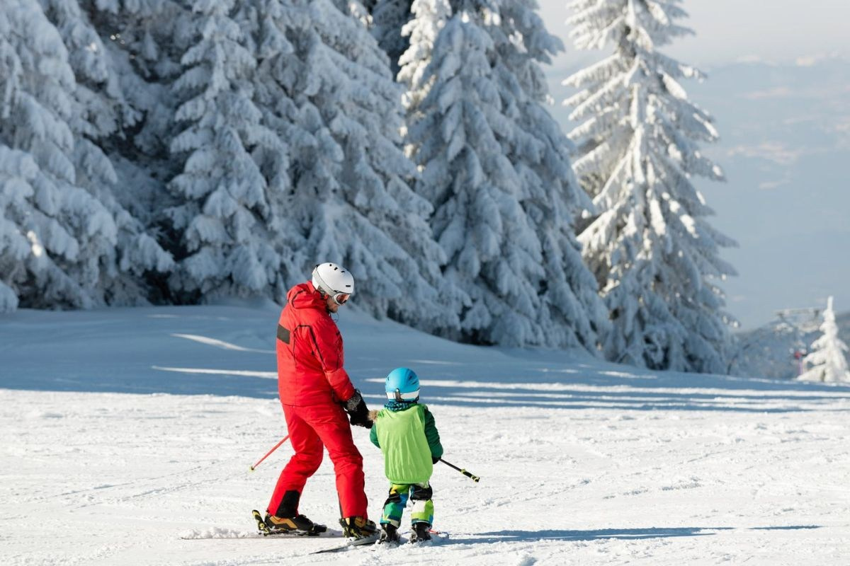 Инструкторы по горным лыжам Сочи Красная Поляна. Горнолыжная школа