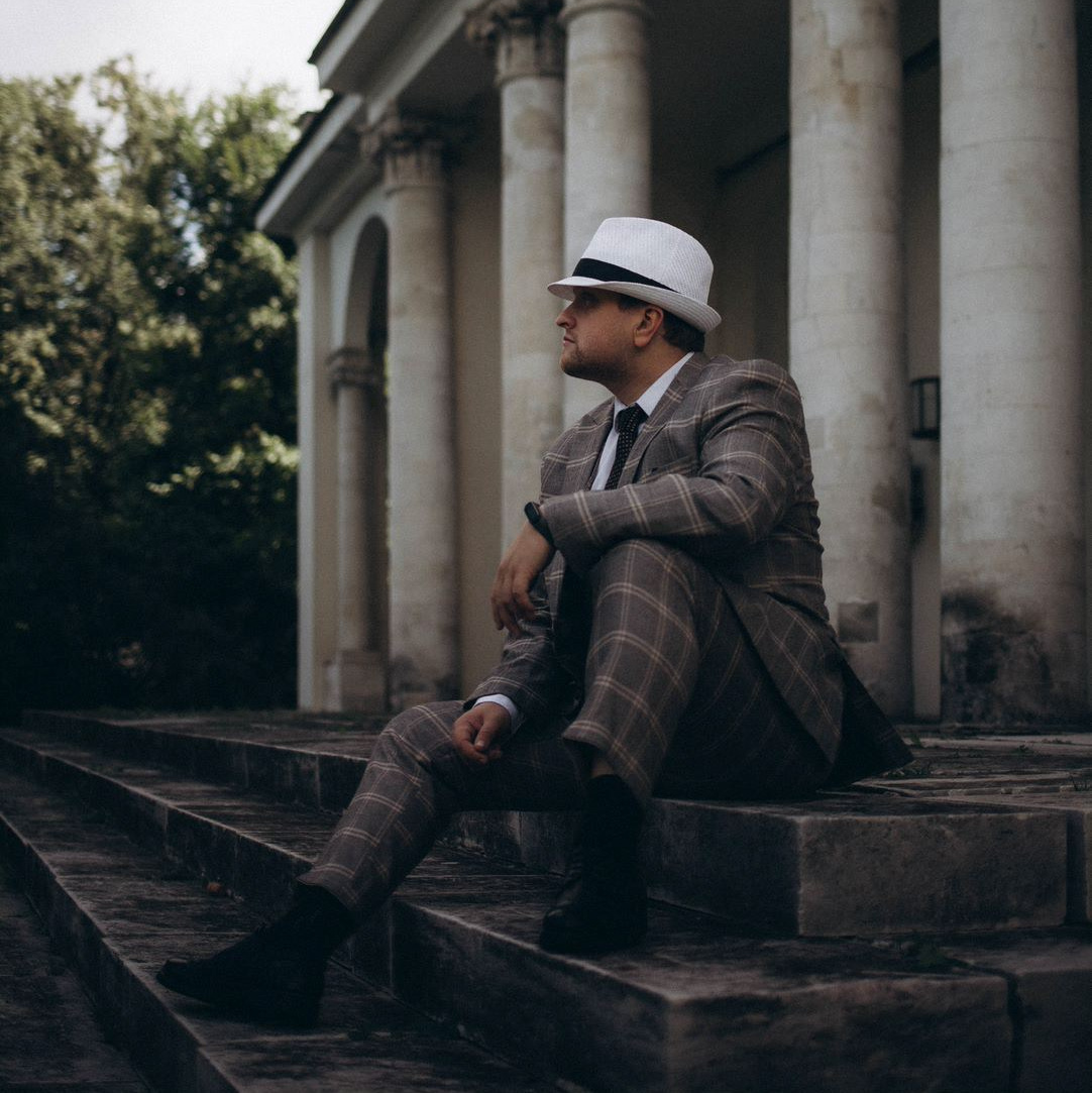 Написать фотографу и заказать фотосессию. Фотограф Александр Быков