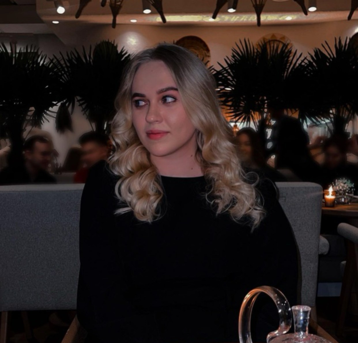 Контакты. Креативный фотограф в Москве Анастасия