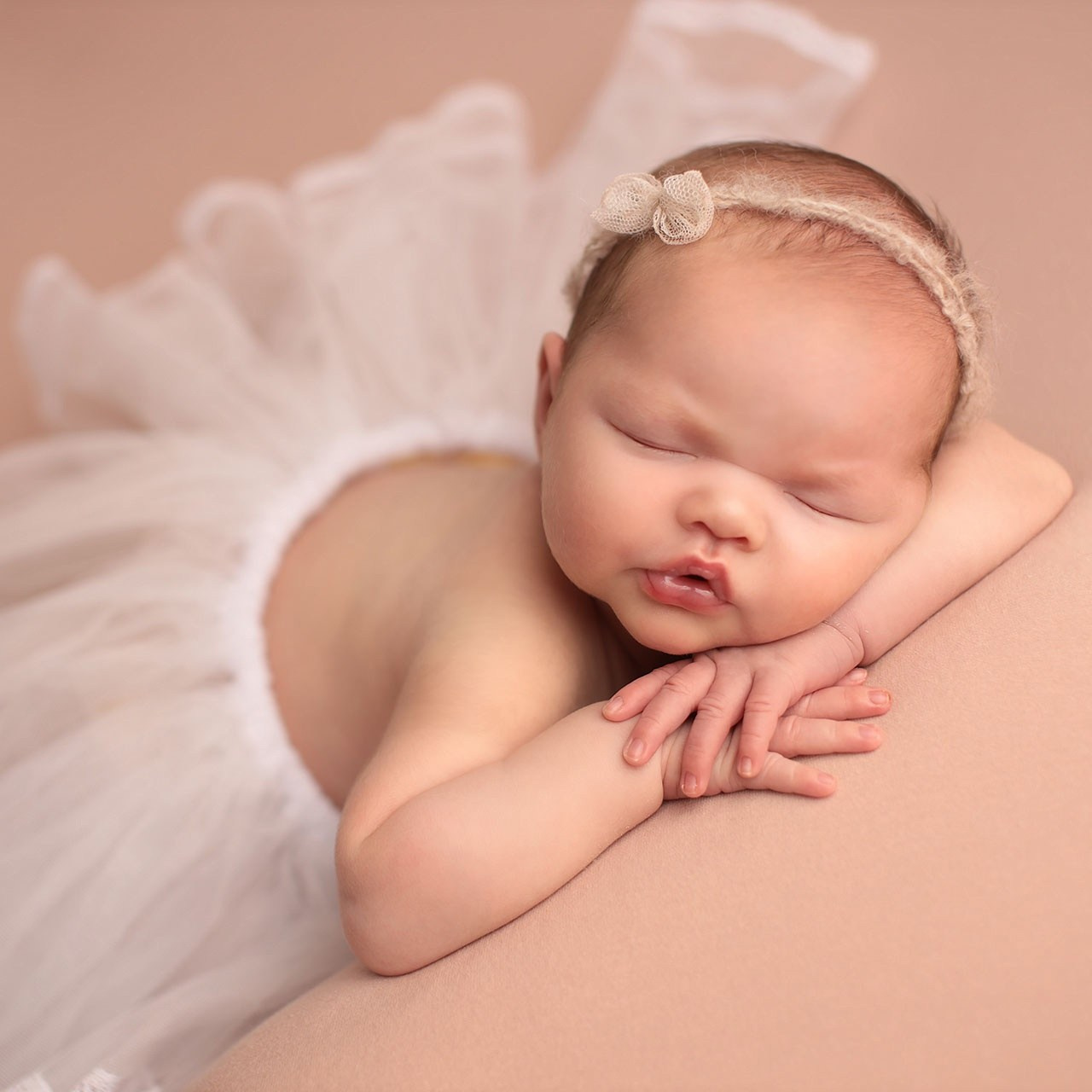 Новорожденная съёмка Москва. Семейный и детский фотограф-новорожденных Ярославль и Москва