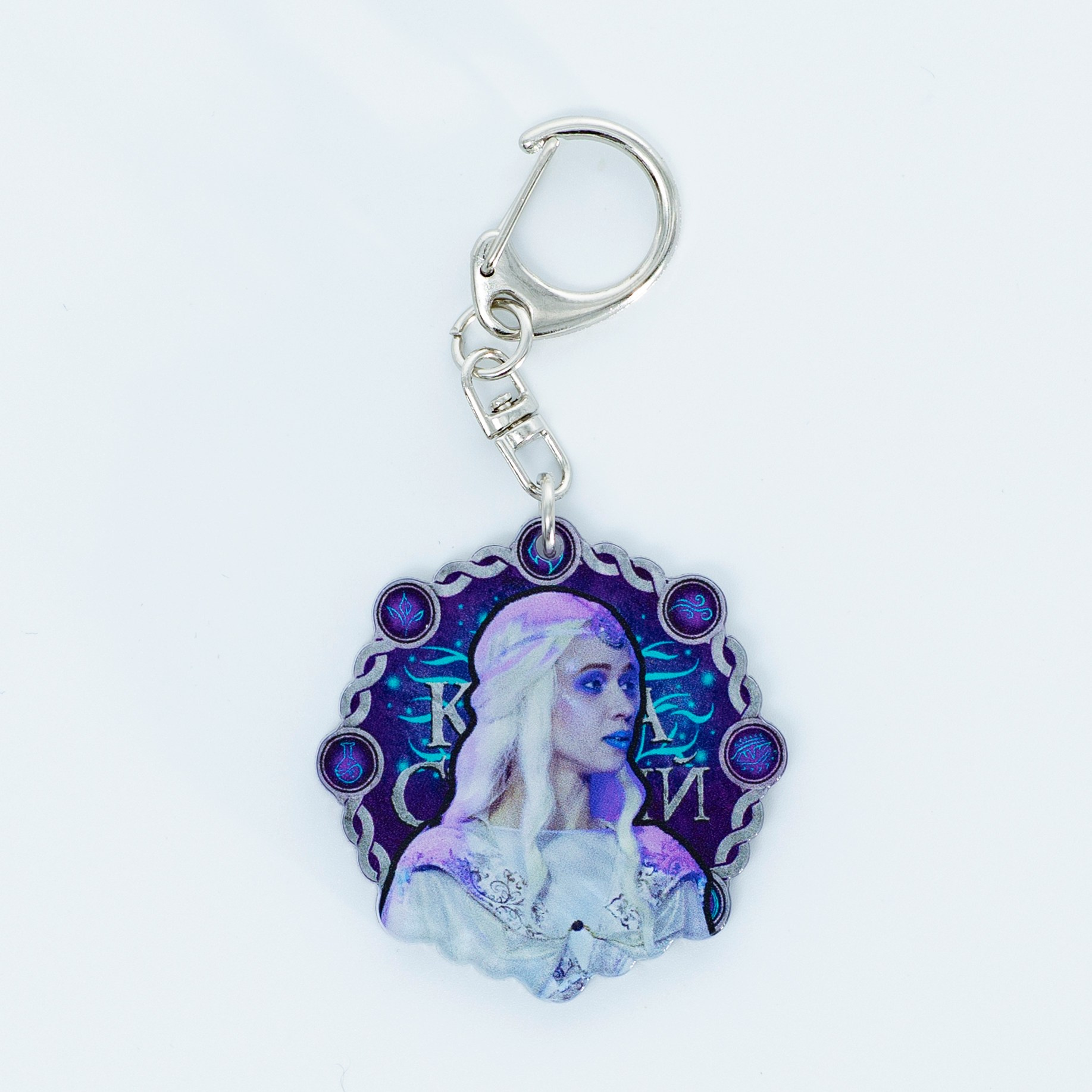 Мерч «Книга стихий». Фотограф Виктор Степанов