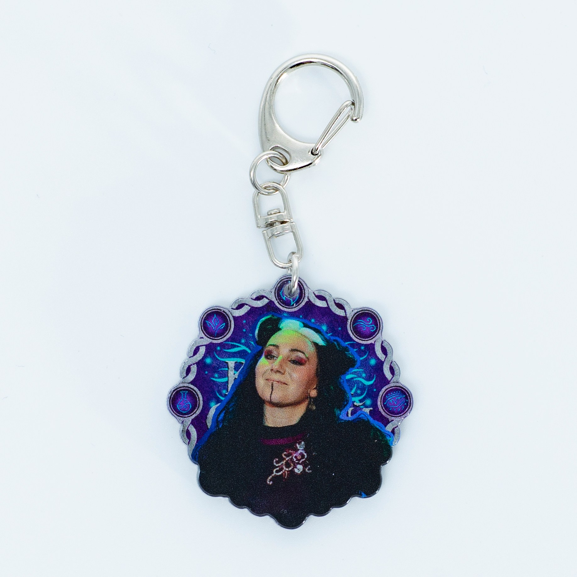 Мерч «Книга стихий». Фотограф Виктор Степанов