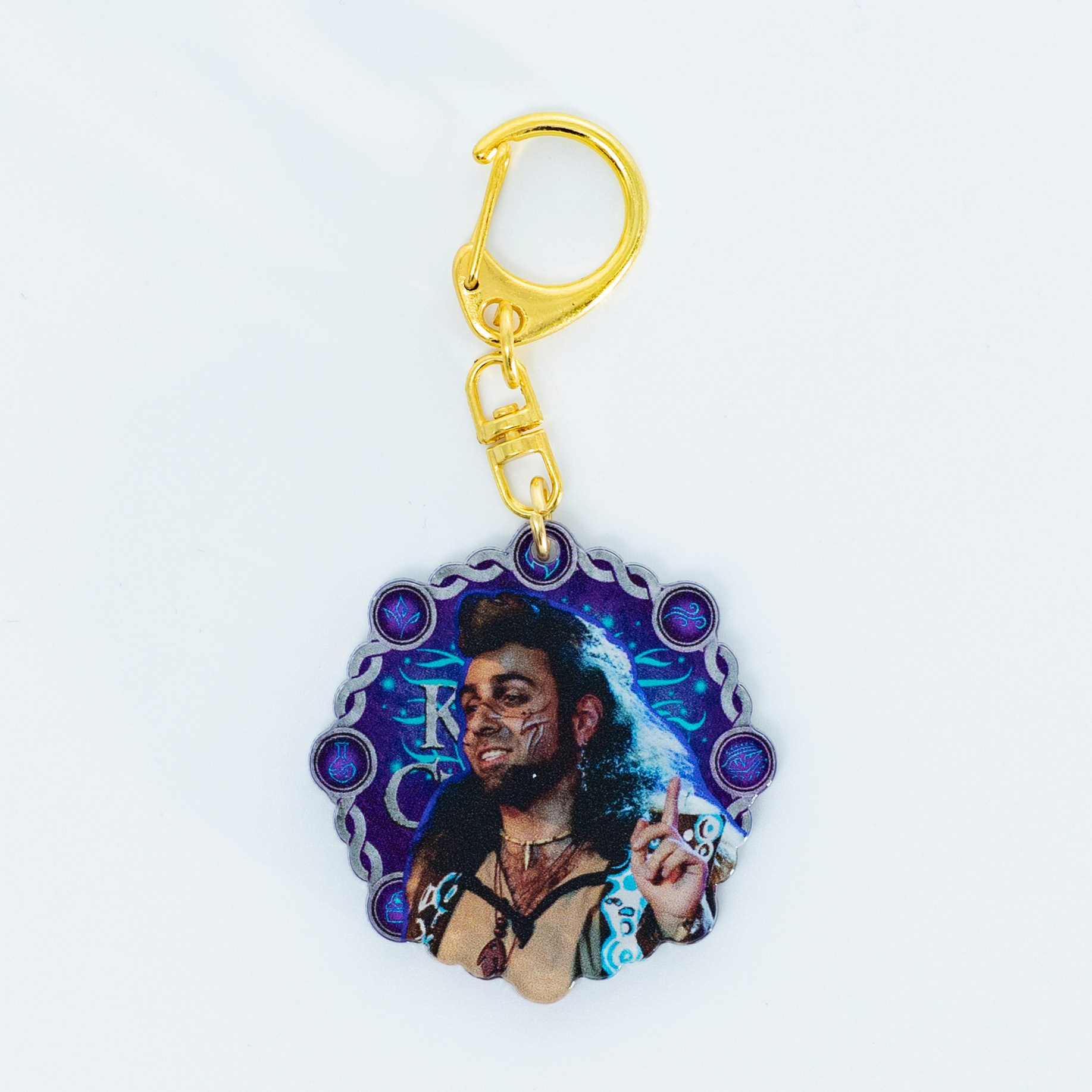 Мерч «Книга стихий». Фотограф Виктор Степанов