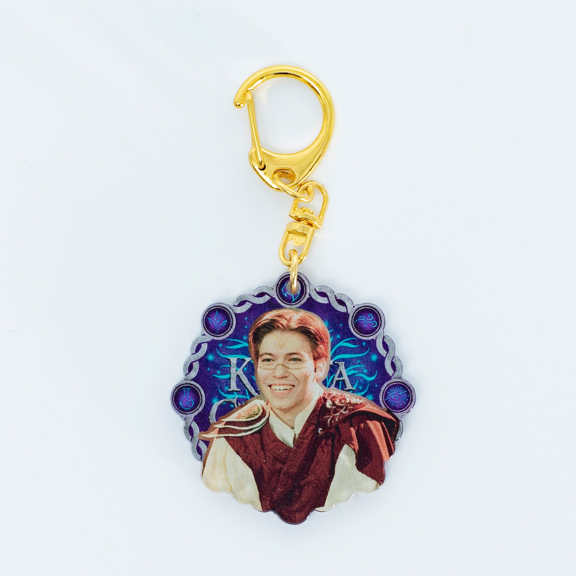 Мерч «Книга стихий». Фотограф Виктор Степанов