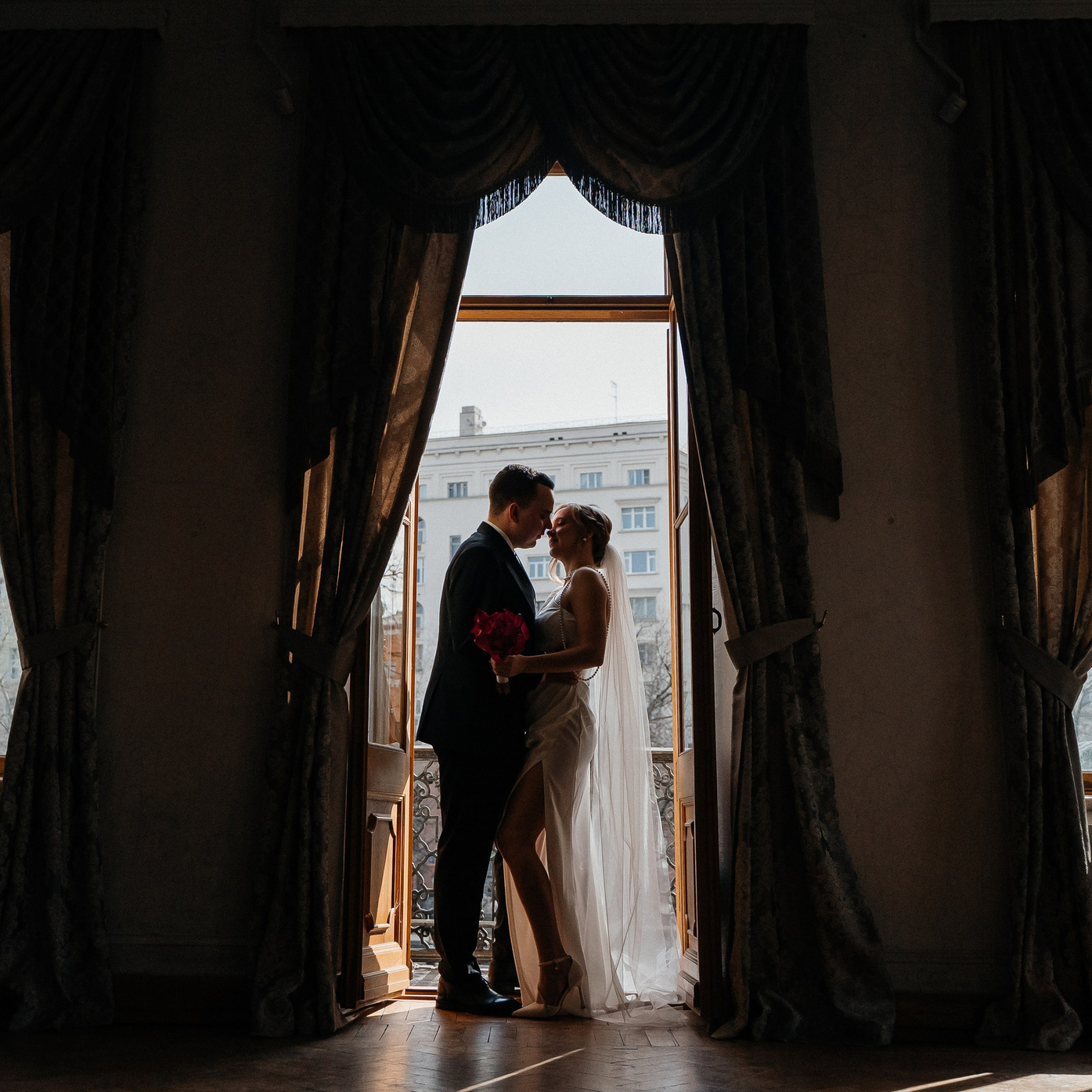 Контакты. Свадебный и портретный фотограф в Рязани Ринета Цветкова