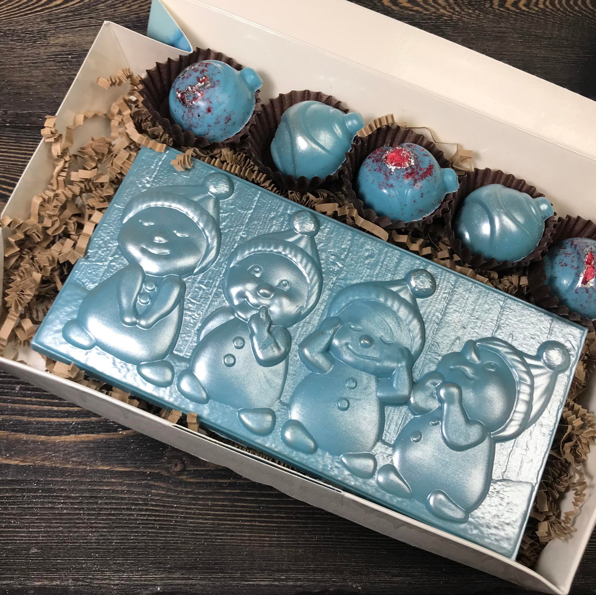 Фантазийный шоколад Сургут. Клубника в шоколаде в Сургуте