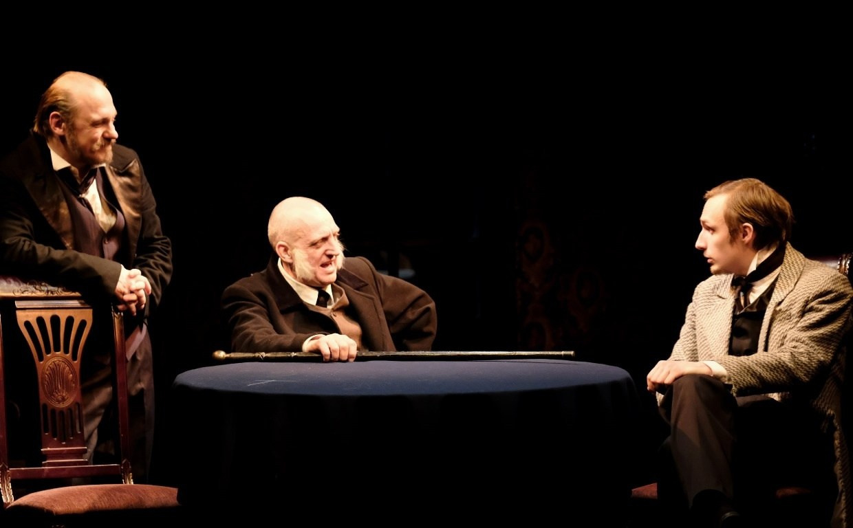 Спектакль «Игроки» вернулся в репертуар театра «У Моста». Журнал о самом особенном. Пермь и Пермский край