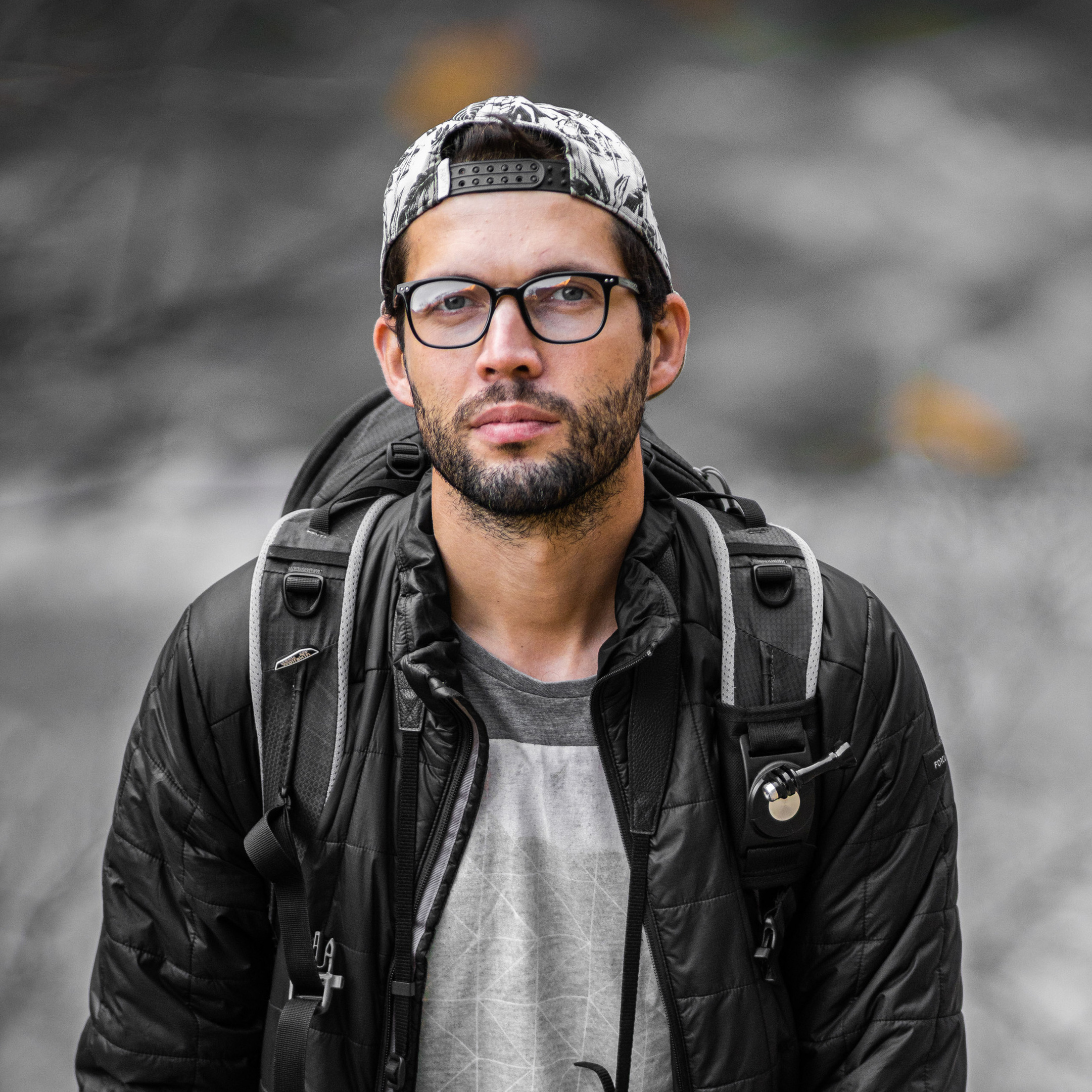 Контакты. Свадебный и Студийный фотограф из Казахстана Артем Орлянский