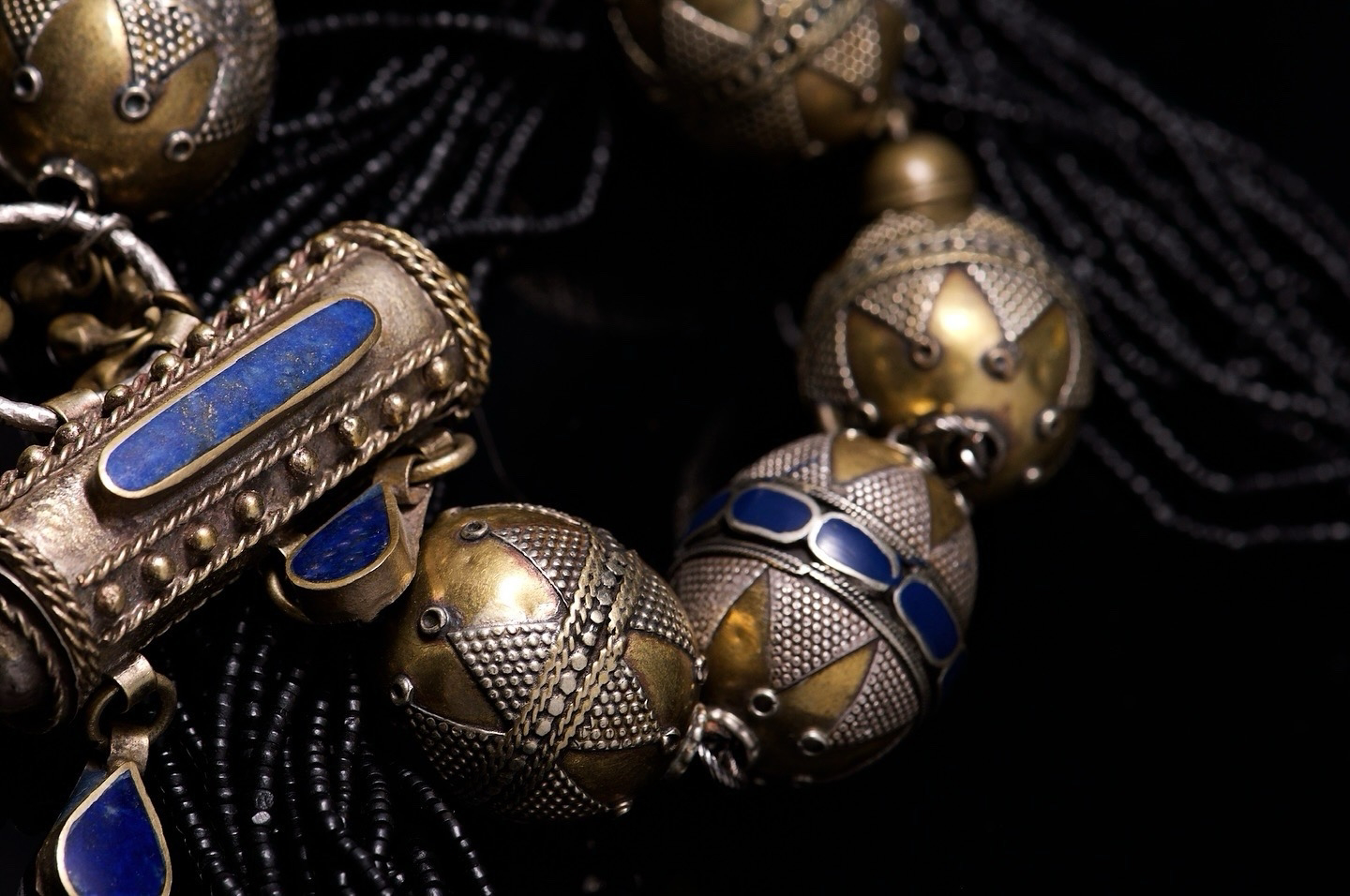 традиционные берберские украшения Марокко серебро коралловые бусины