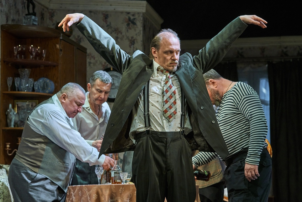 Пьют и воруют. Журнал о самом особенном. Пермь и Пермский край