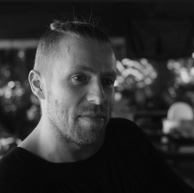 ОТЗЫВЫ. ВИДЕОГРАФ, РЕЖИССЕР — КАТЯ ГУСЕВА