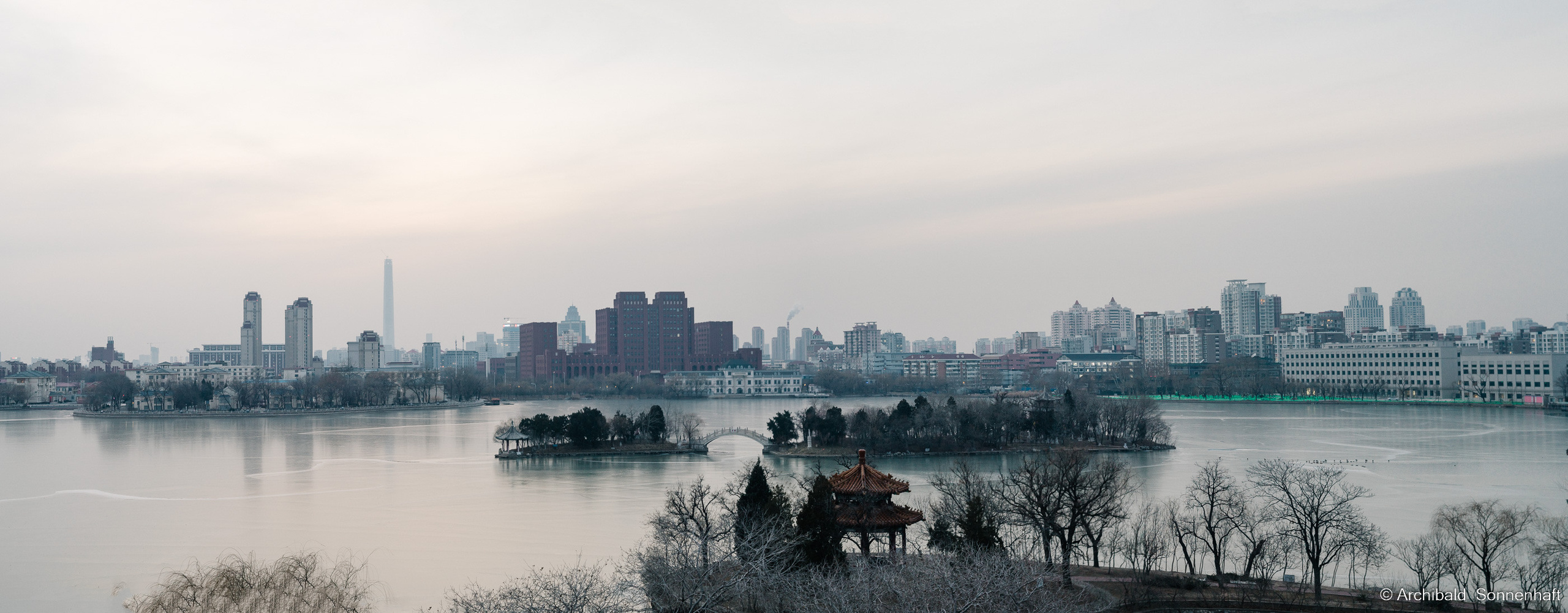 水上公园. Photographer in Guangzhou, China. Archibald Sonnenhaft
