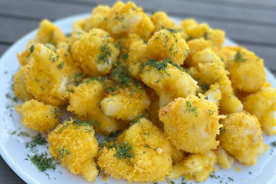Гарнир на банкет Обжаренная цветная капуста в хрустящей панировке