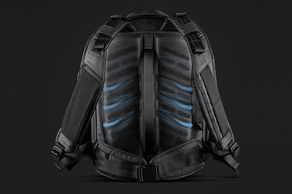 Sekido выпустила рюкзак для камеры PGYTECH «OneMo 2 Backpack». Фотограф — видеограф в Москве Дмитрий Менделеев