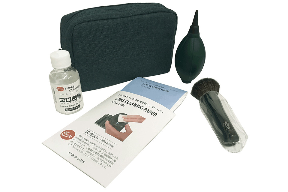 Аккуратно протрите камеру мягкой козьей шерстью!. Фотограф — видеограф в Москве Дмитрий Менделеев