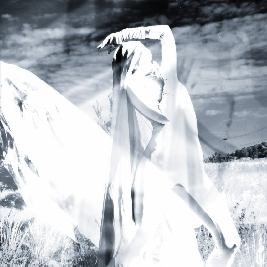 THE HYBRID ALCHEMIST. Yulia Yurchevskaya | Art Director & Visual Visionary