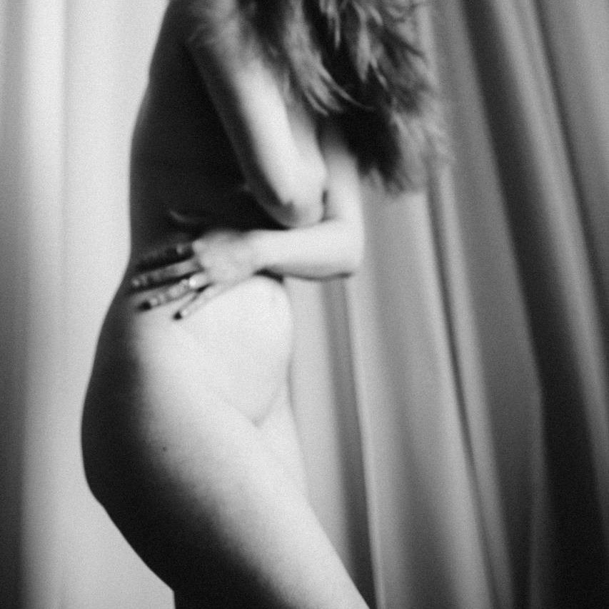 Опыт обнаженной фотосессии и ценности фотографа. Портреты и фотографические истории Анастасии Марченко