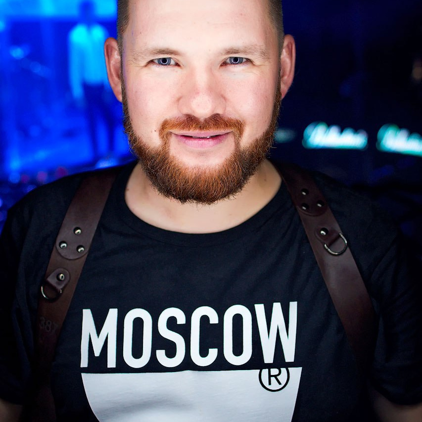 Контакты. Рекламный фотограф, фуд фотограф Станислав Трушкин, обучение фотографии в Москве +7 903 587 6687