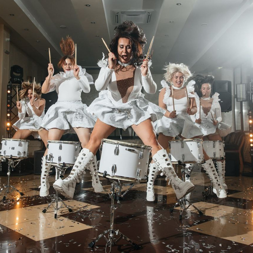 Танцевально барабанное шоу. Kozyreva-show