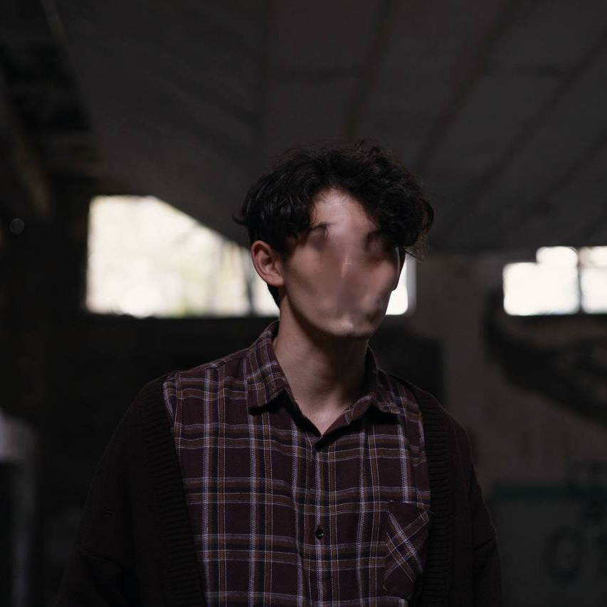 Контакты. Фотограф Бишкек