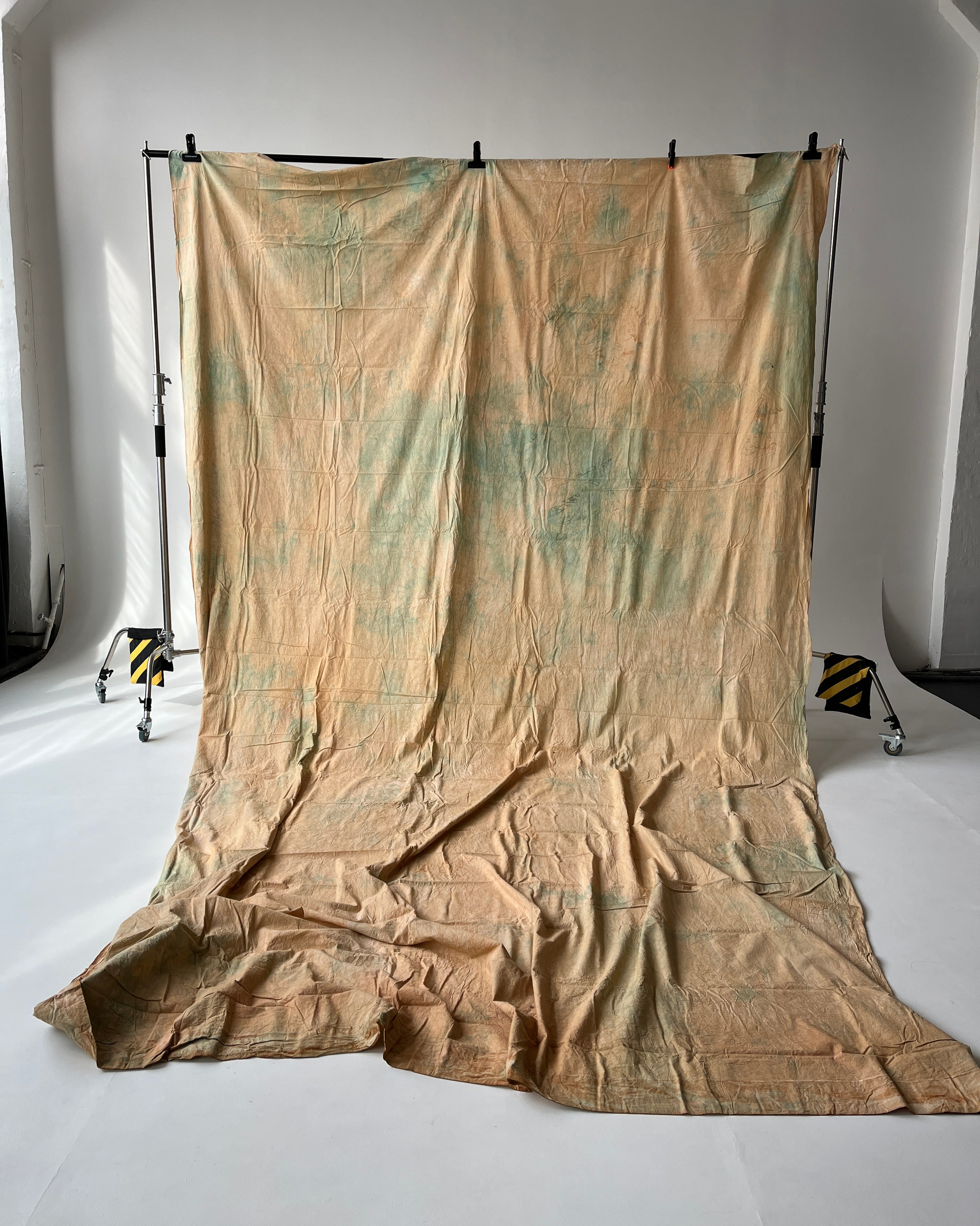 Реквизит. Фотостудия «Сахар» в городе Кимры