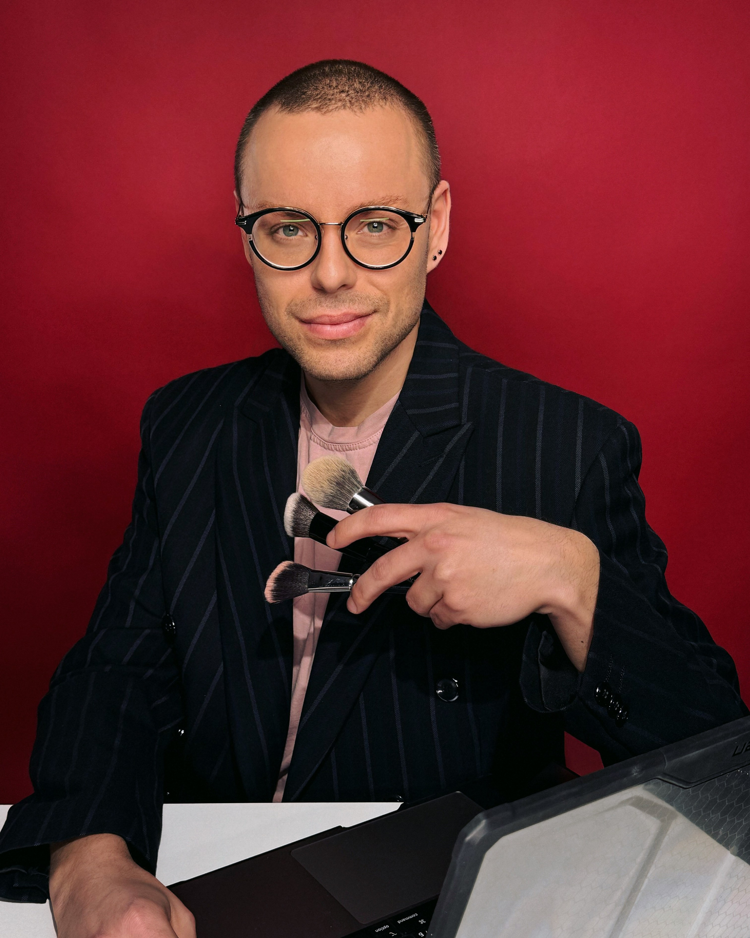 Обучение макияжу, прическам, фотографии и обработке фото. Андрей Лоос фотограф стилист Москва