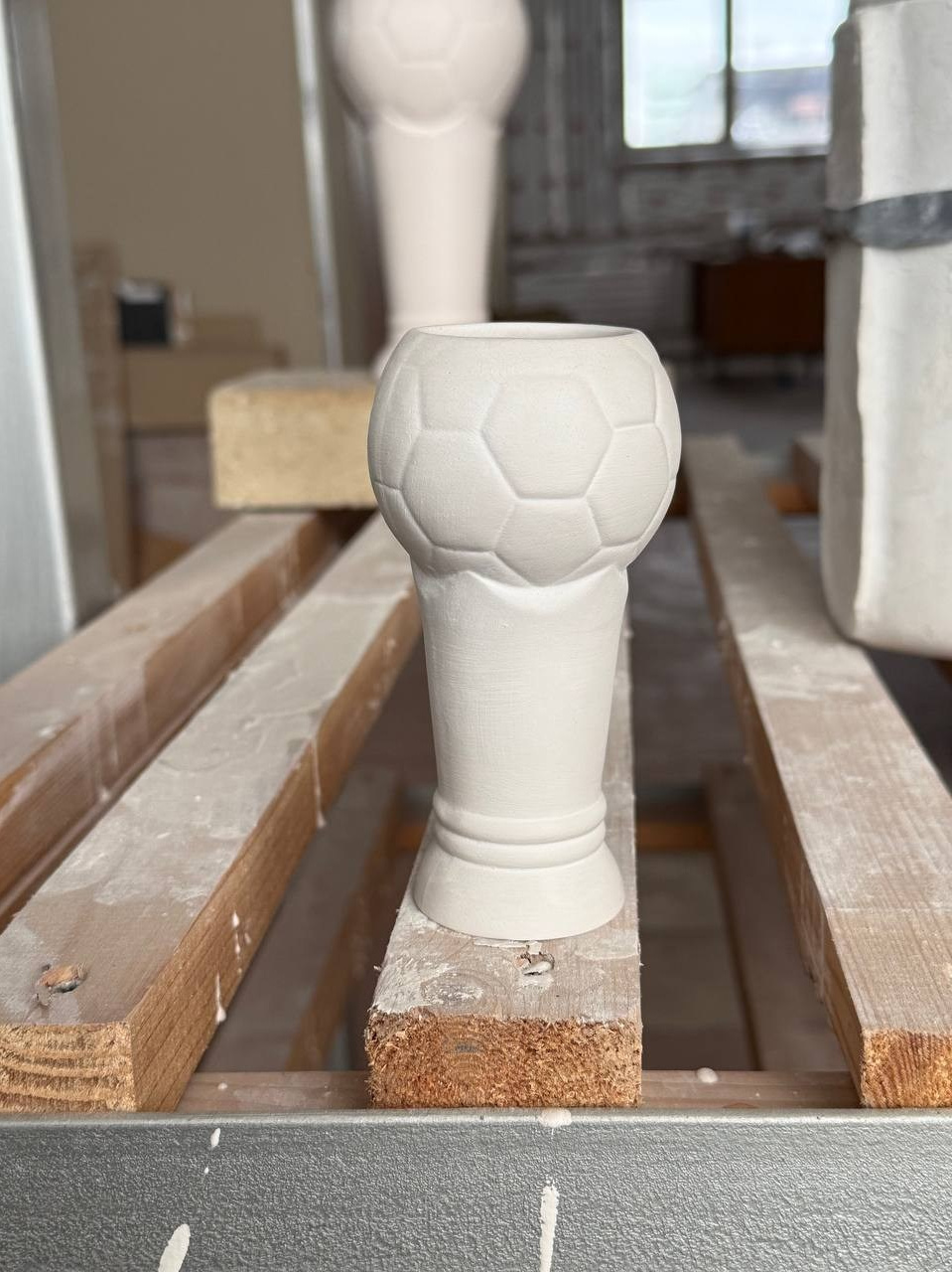 О нас. CERAMTEZ — Высококачественные фарфоровые изделия на футбольную тематику