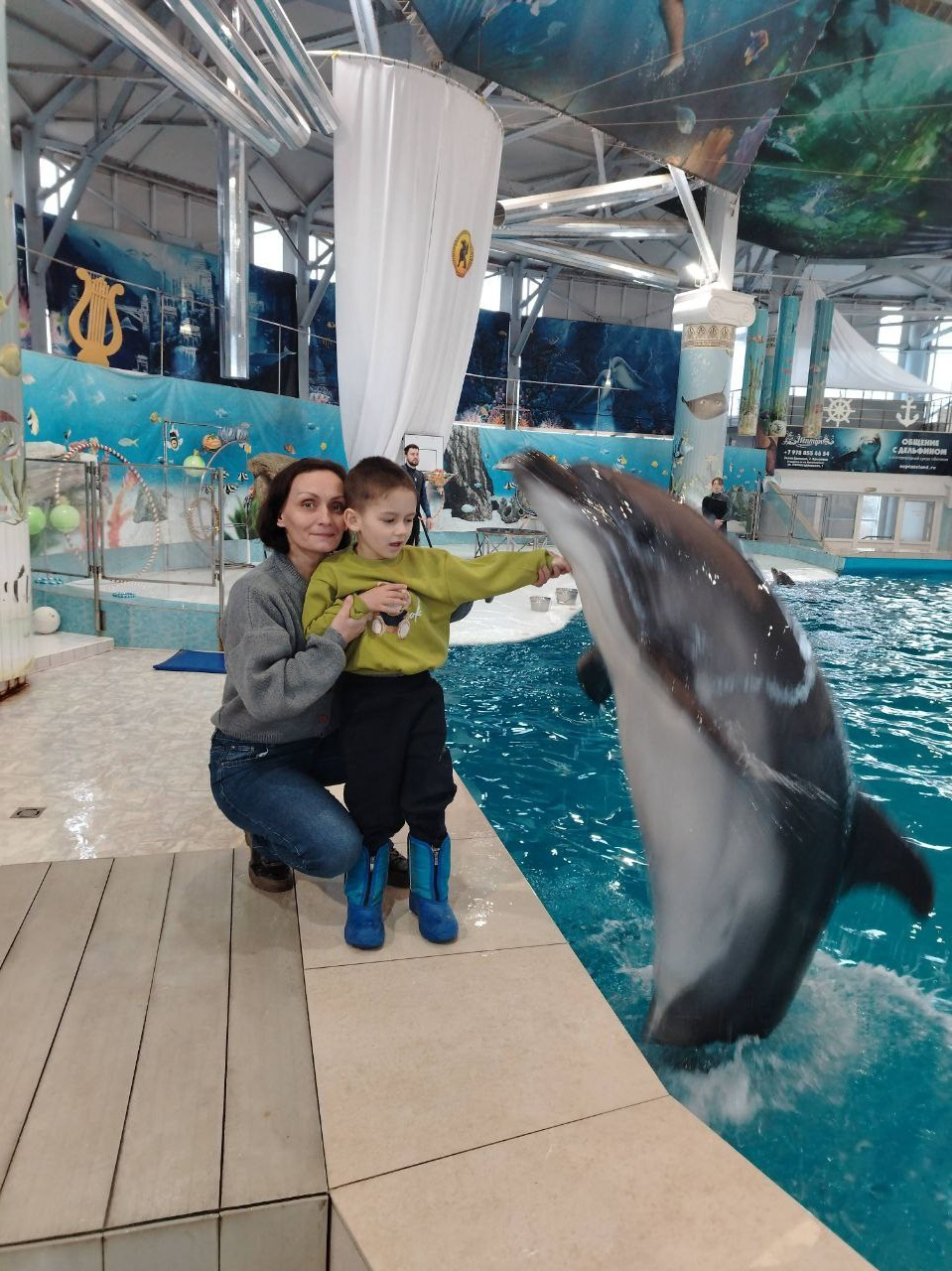 В гости к дельфинам. АНО «Центра социальных проектов «Путь в большой мир»