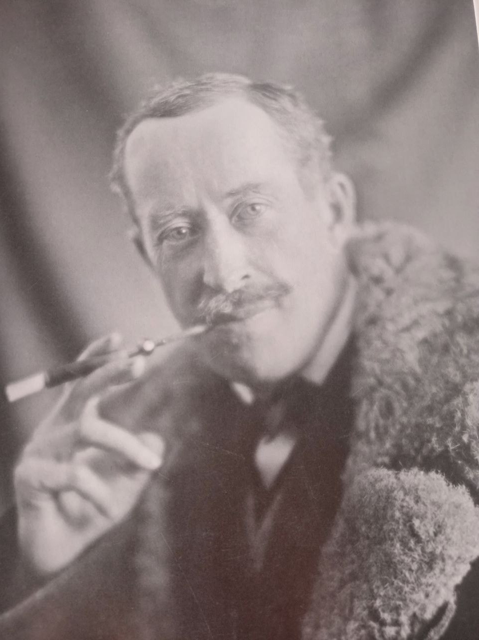 «Аббатсво Даунтон» и Фаберже. Arutiun Karadzhaian — your guide in Saint-Petersburg and the Faberge Museum