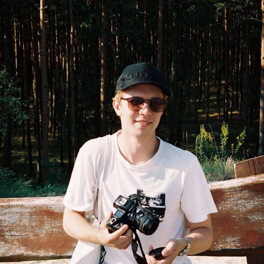 Контакты. Арсений Игошев — фотограф, урбанист
