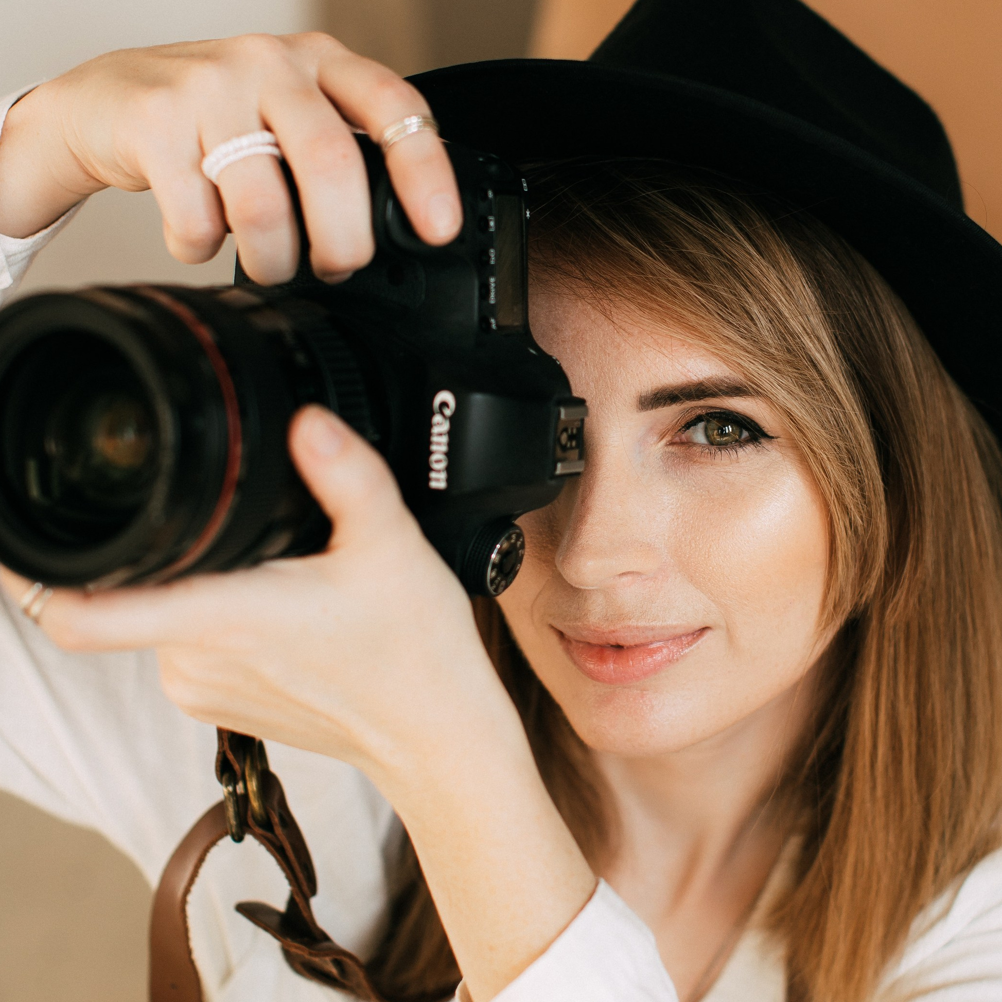 Фотостудии. Свадебный и семейный фотограф в Омске Евгения Хакимова