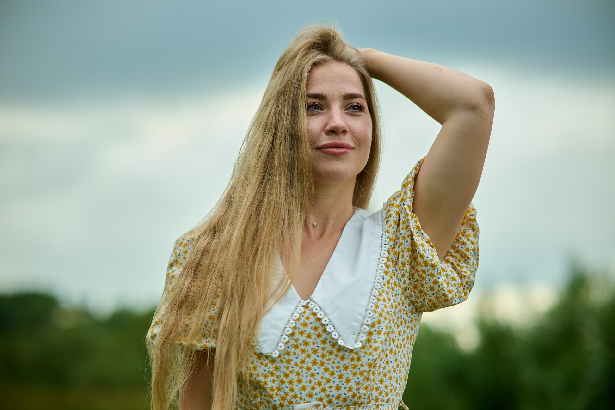 Индивидуальная фотосессия для себя, женщина в кадре одна, мягкий свет