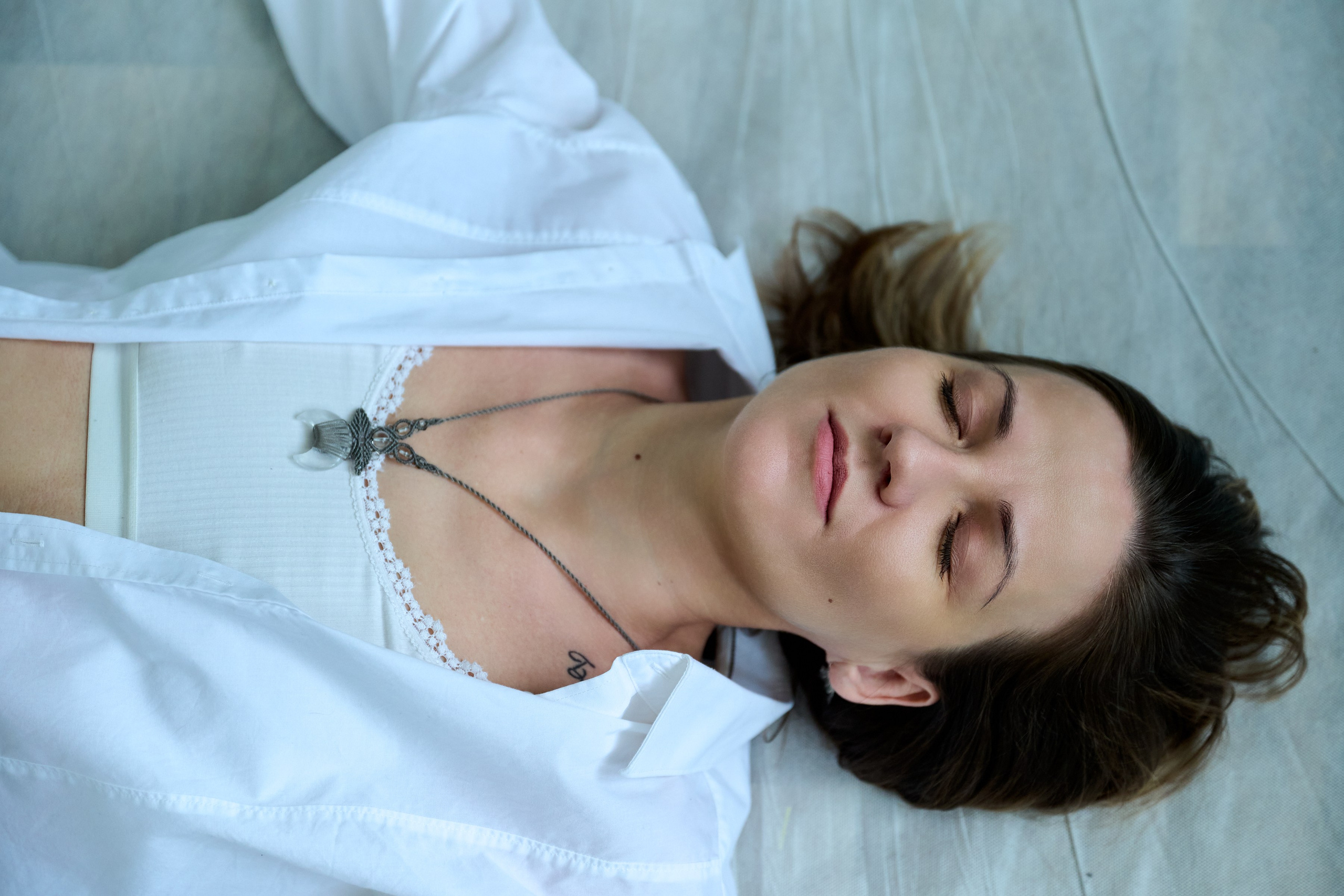 Портфолио. Тихая женская фотография — съёмка без ролей и позирования, где важнее состояние, чем образ