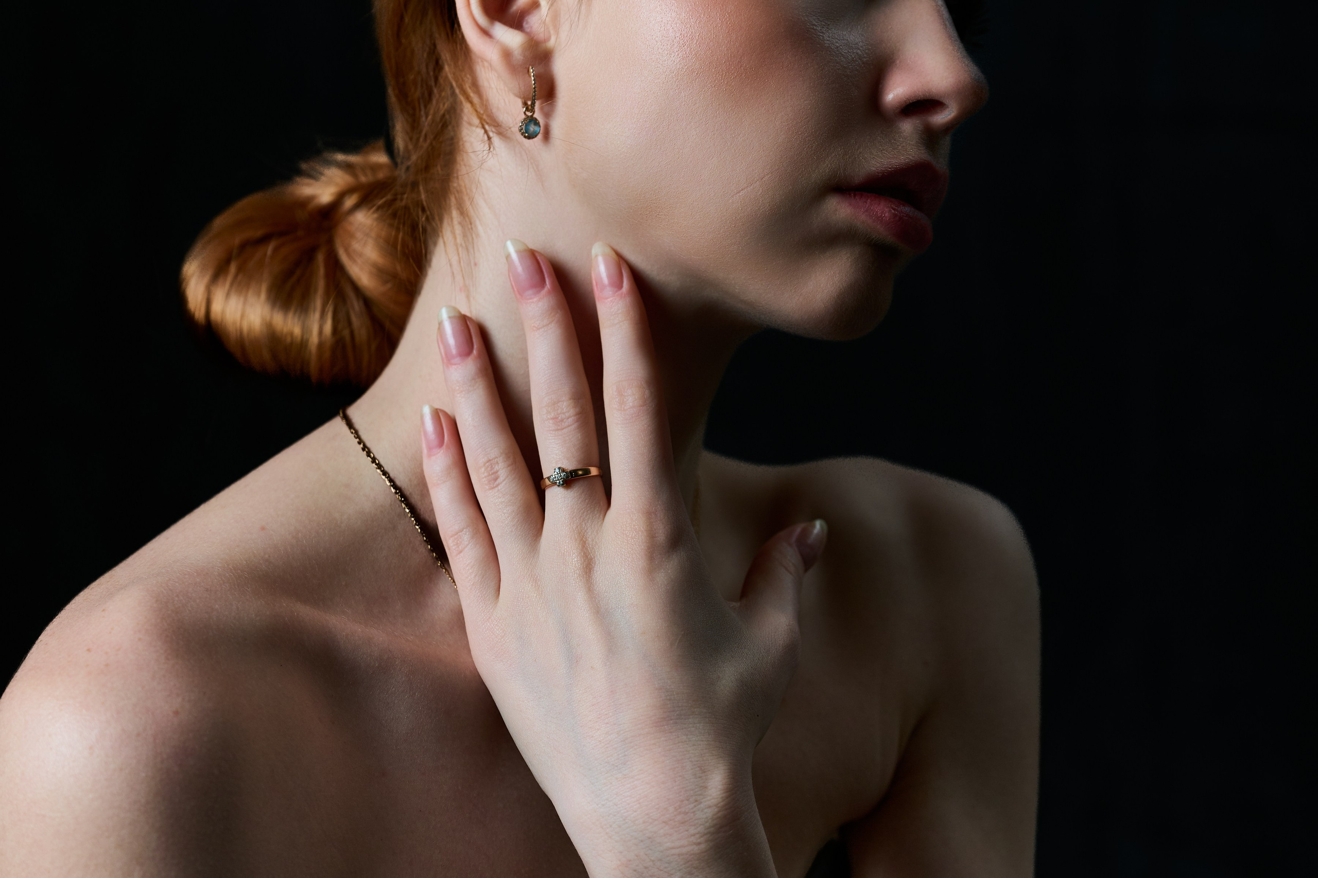 Портфолио. Тихая женская фотография — съёмка без ролей и позирования, где важнее состояние, чем образ