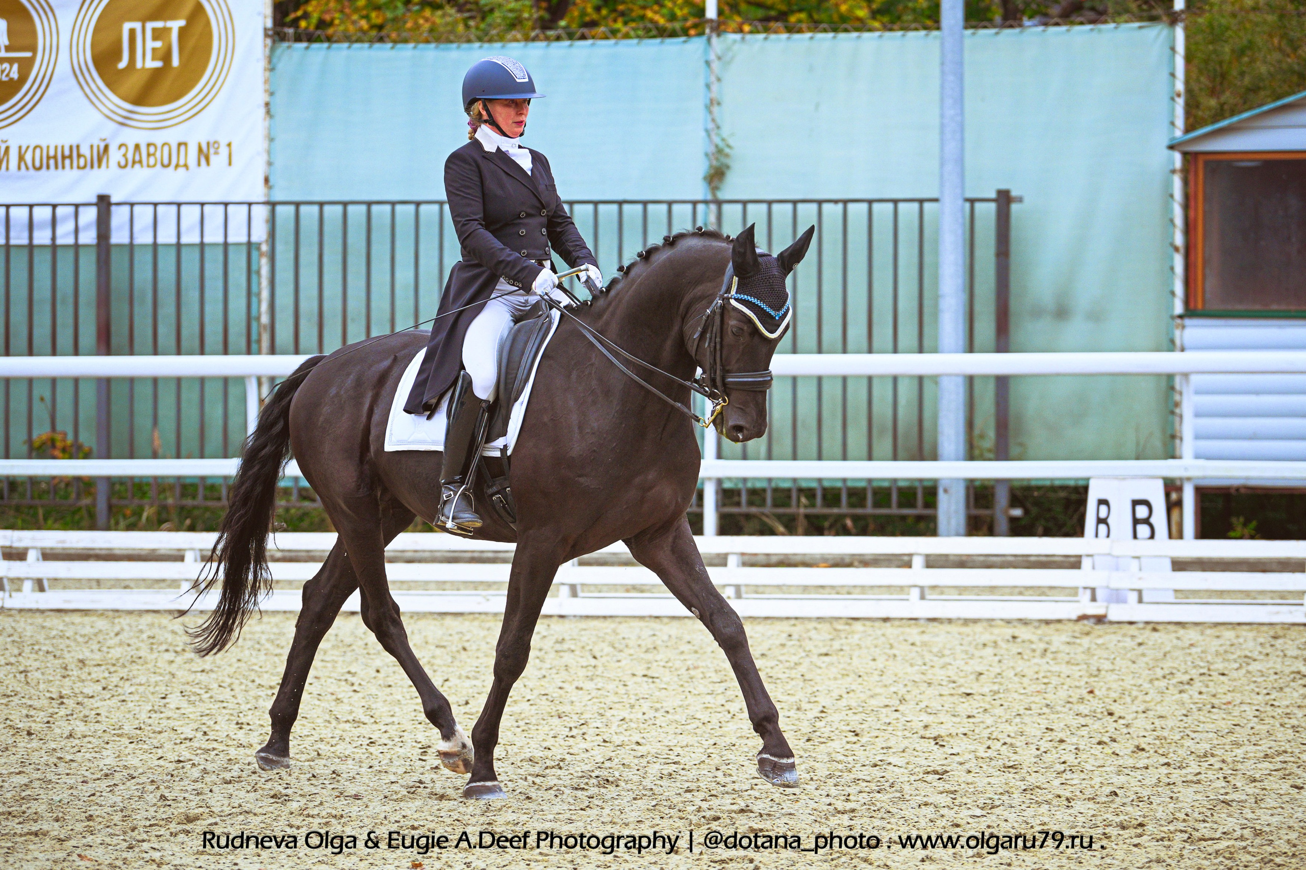 2025.09.27 и 28 — МКЗ№ 1 — Кубок Памяти Н. М. Шурыгина по конкуру и выездки. ТУРНИРНАЯ КОННАЯ ФОТОГРАФИЯ, Руднева Ольга и Евгений Адеев