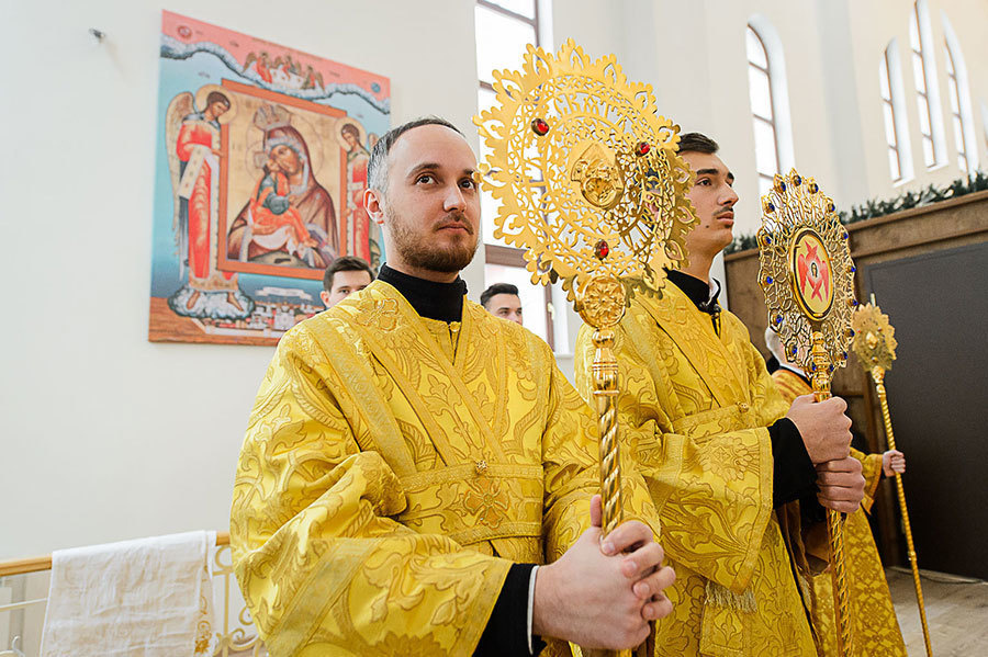 Как отличить священника от епископа. Фотограф на Крещение и Венчание в Ташкенте