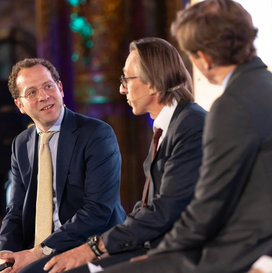 Услуги. Фото и видеосъёмка бизнес-мероприятий под ключ в Москве и МО — Akhmedov Team