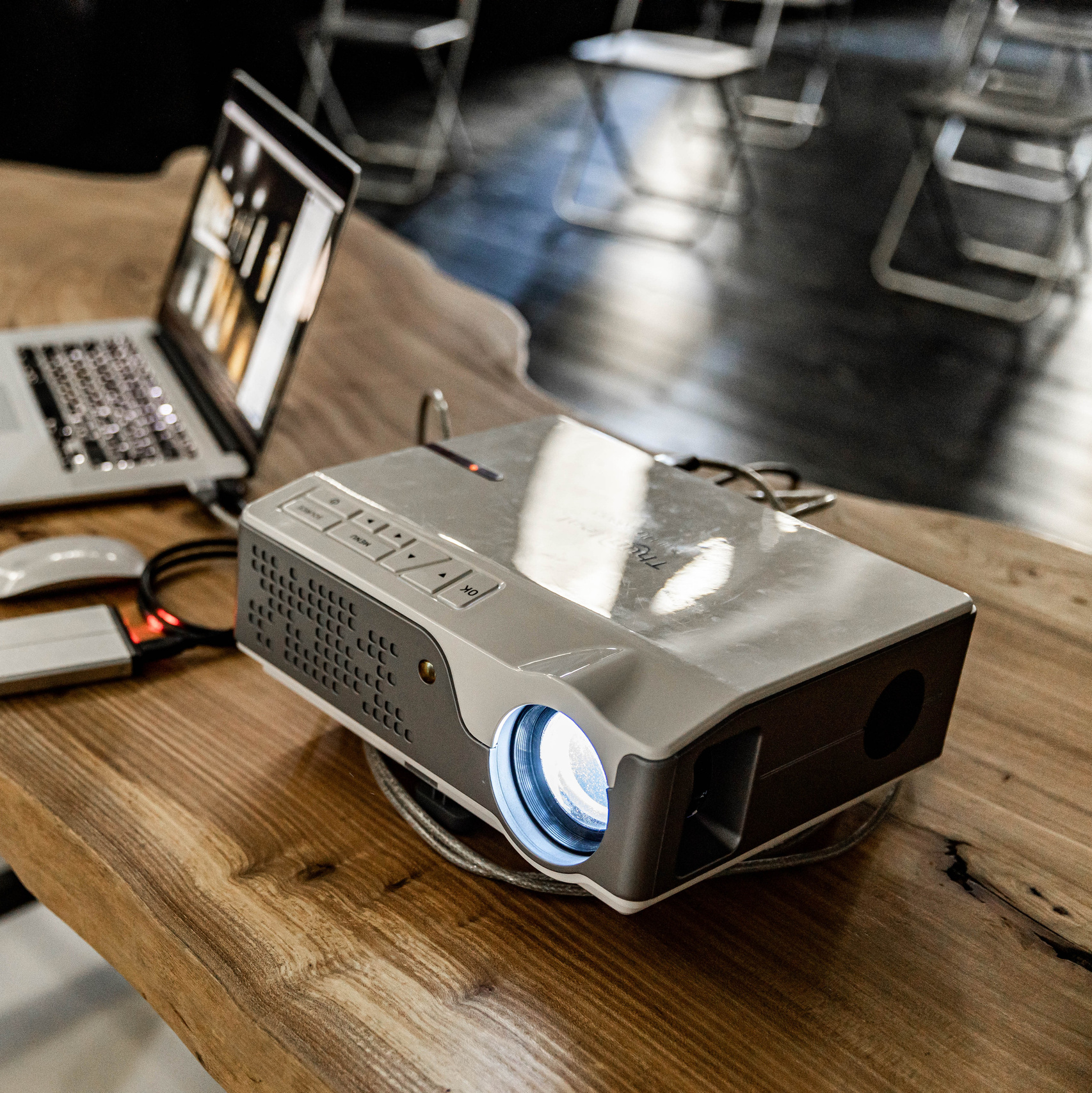 Оборудование студии. Аренда залов Фотосъемка Рекламная Фотосъемка Съемка для сайтов