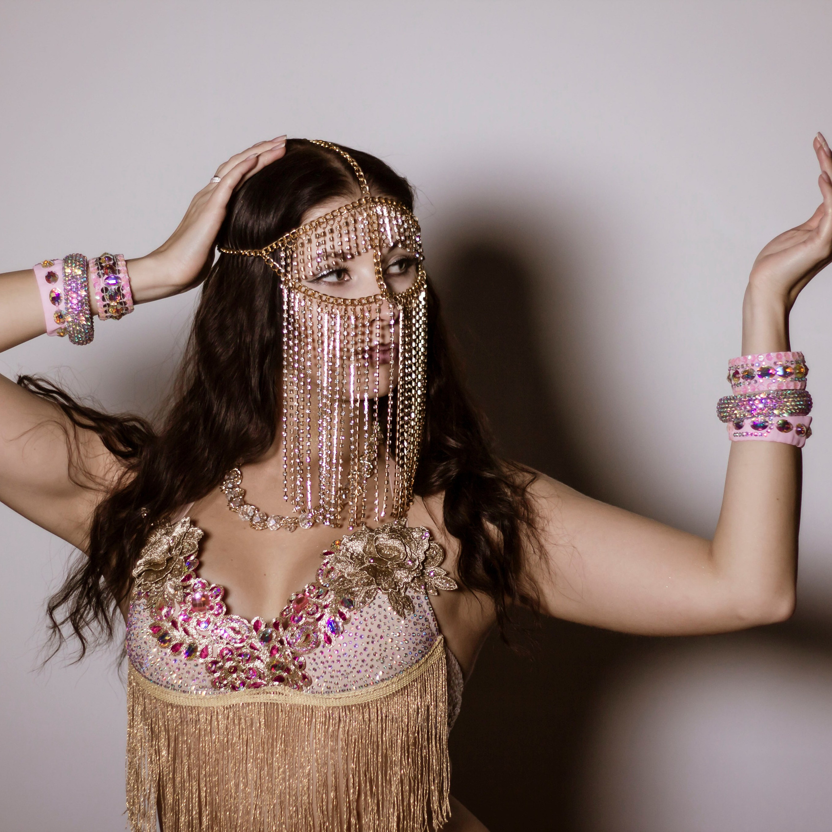 по восточным мативам