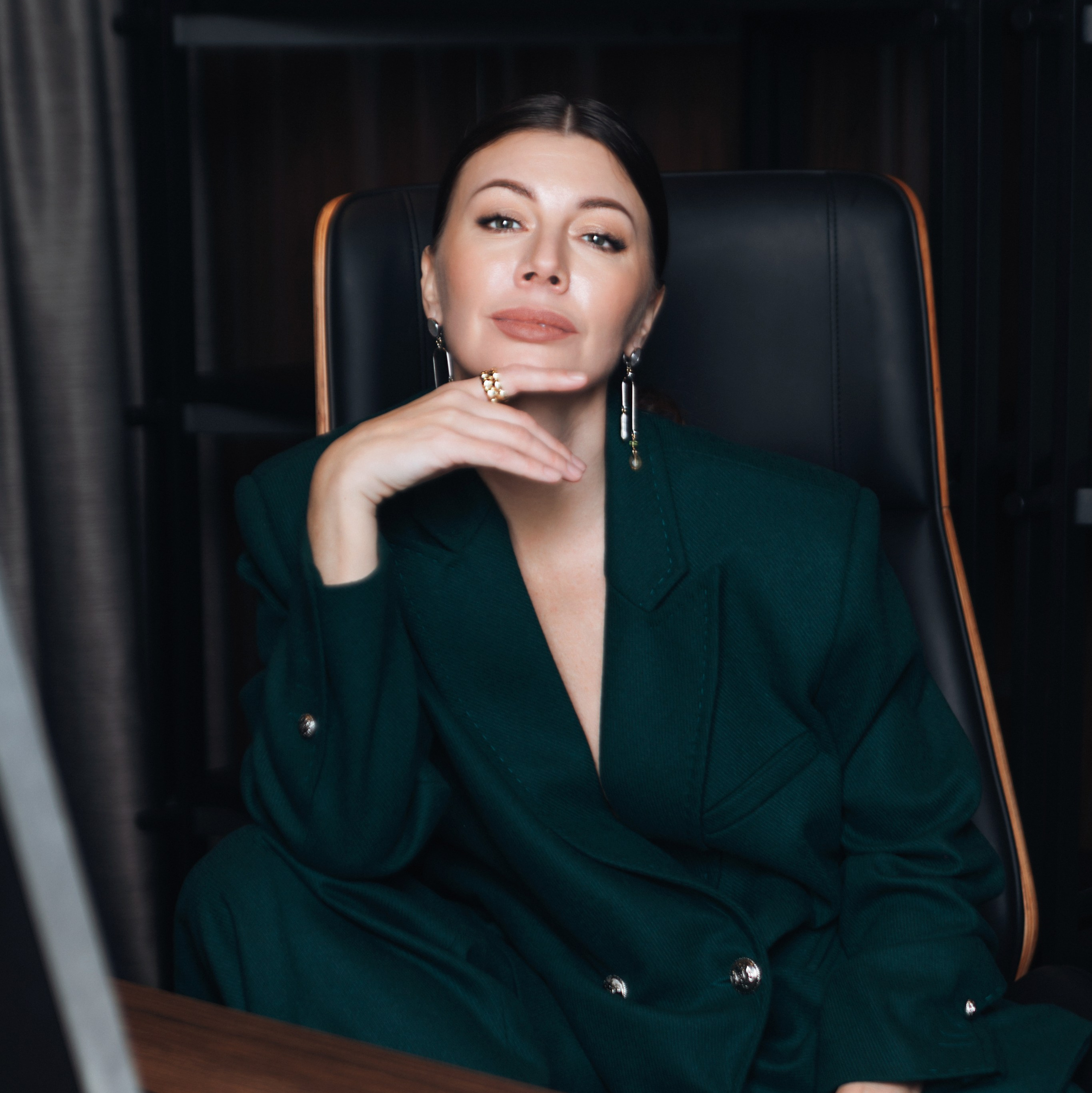 деловой портрет, деловая фотосессия, контент фотосессия, фотосессия для контента, контент фотограф, бизнес портрет, фотосессия для сайта, Светлана Вежновец, отограф Светлана Вежновец