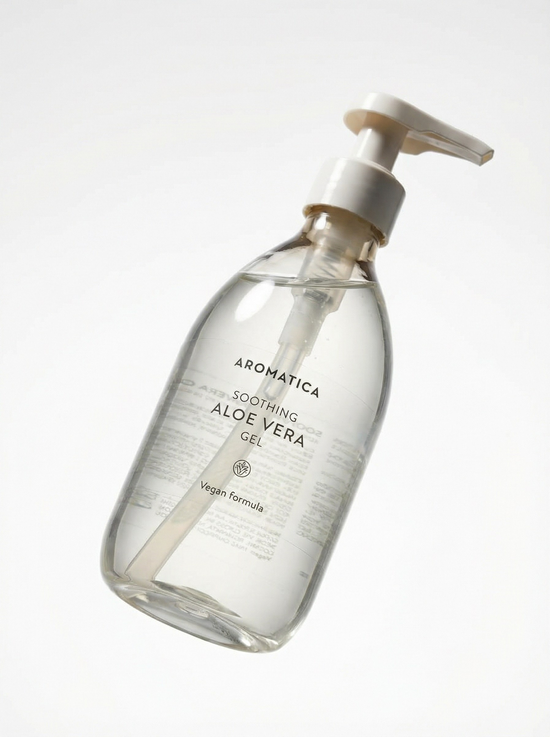 AI-визуал уходового продукта Aromatica. Your Production — AI-визуал, видео и съёмки для локальных брендов