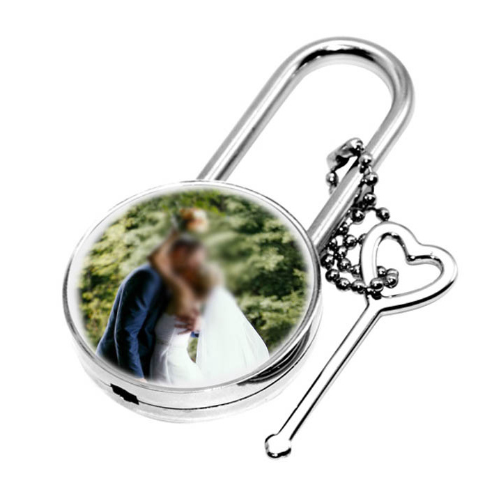 Подарки. AISA Foto