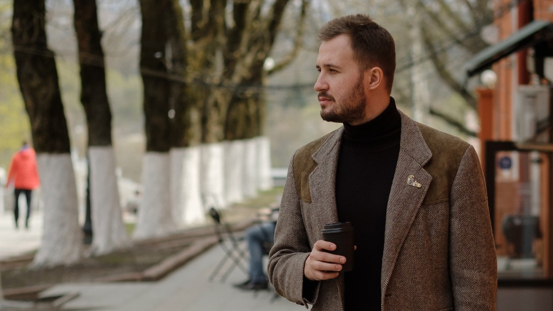 Контакты свадебный видеограф Москва. Свадебный видеограф в Москве Максим Лобач-Граубергер