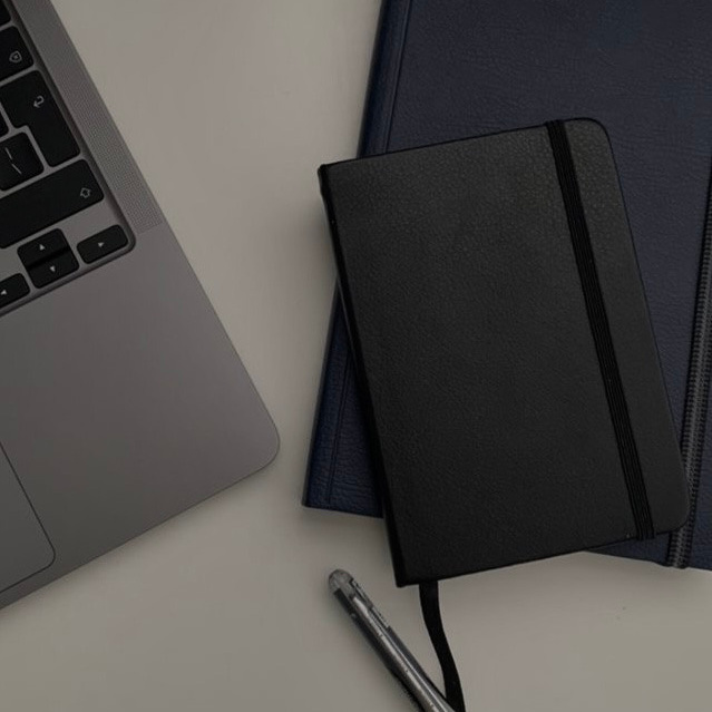 Anastasiya Kalenik — Graphic Designer