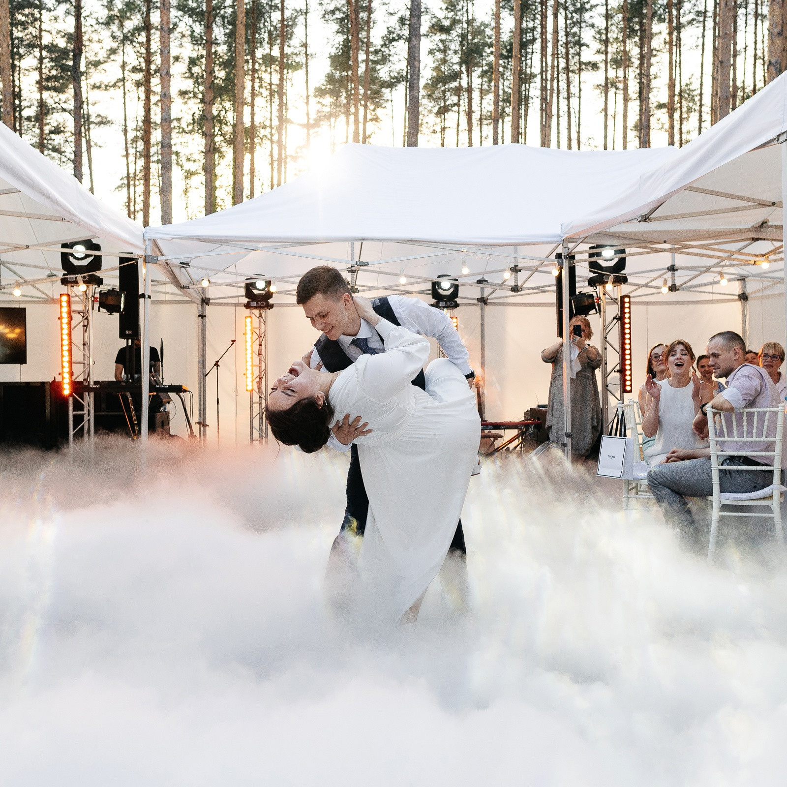 Фотограф видеограф Олег Иванов Псков ivamedia. Олег и Мария Ивановы фотограф и видеограф в Пскове Санкт - Петербурге